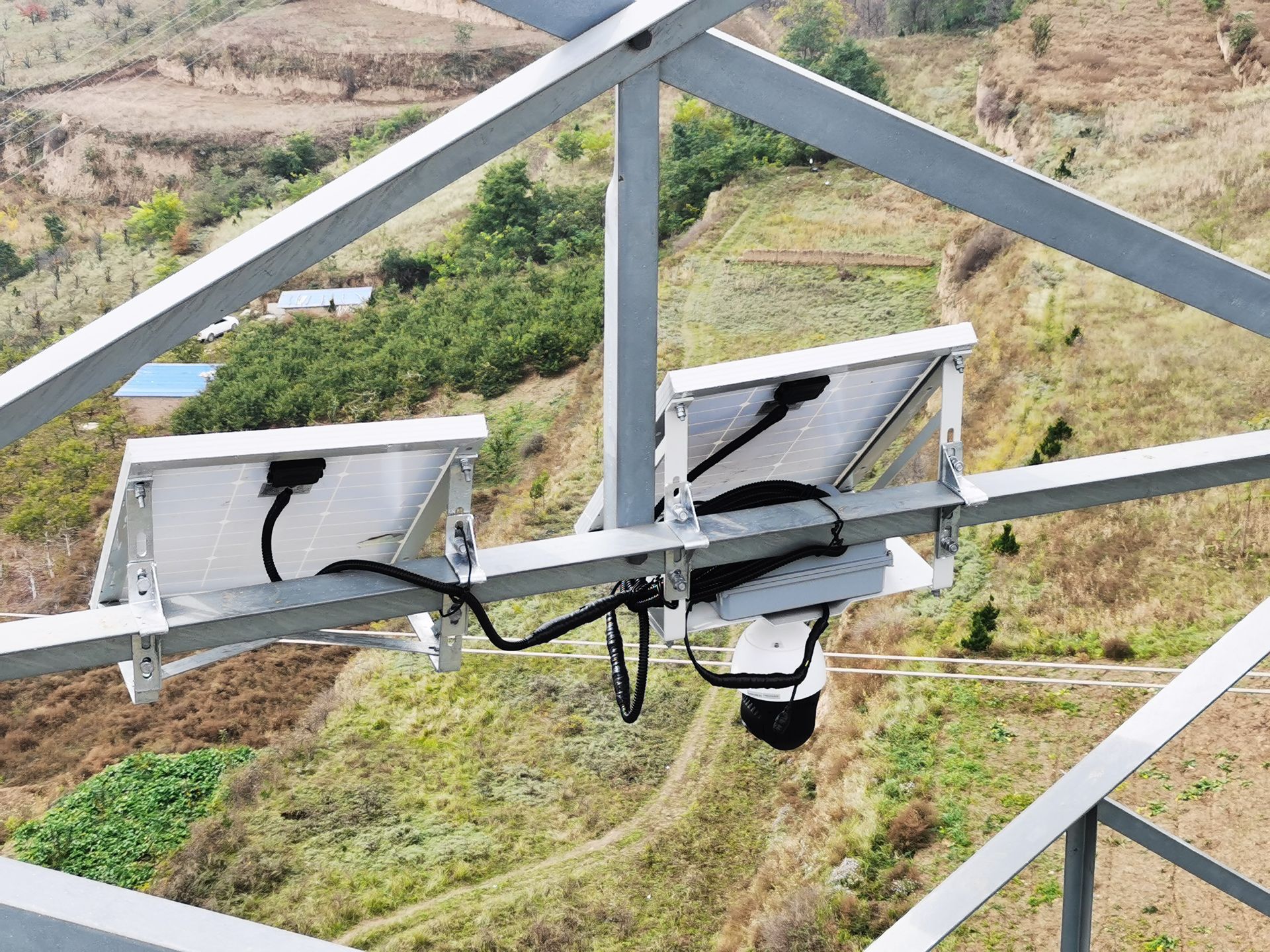 輸電線路便攜式AI智能球機(jī)監(jiān)控裝置 輸電線路便攜式AI智能球機(jī)監(jiān)控裝置